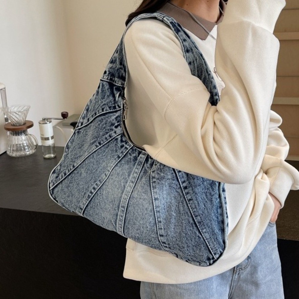 Torba na ramię z dużą ilością  – Leather Work Jeans recenzja i cena